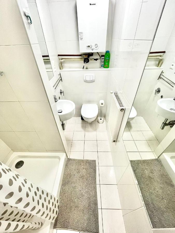 Bezagenta Rooms Centrum วอร์ซอ ภายนอก รูปภาพ