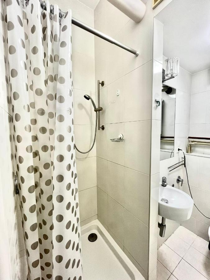 Bezagenta Rooms Centrum วอร์ซอ ภายนอก รูปภาพ
